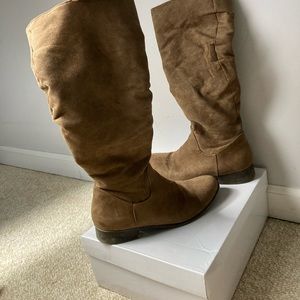 Suede Ruffled Boots